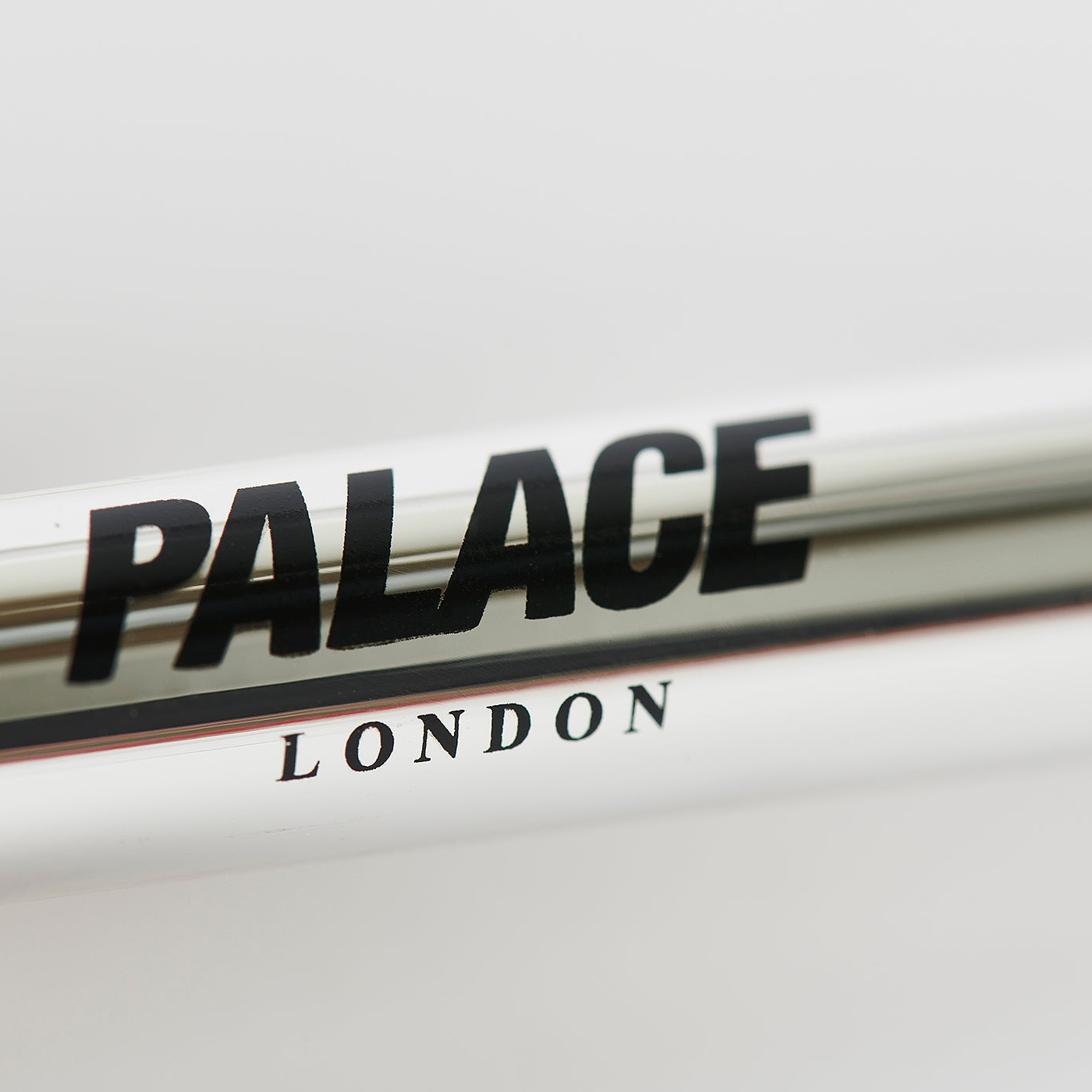 Thumbnail PALACE BIC 4 COLOUR PEN SILVER / WHITE one color