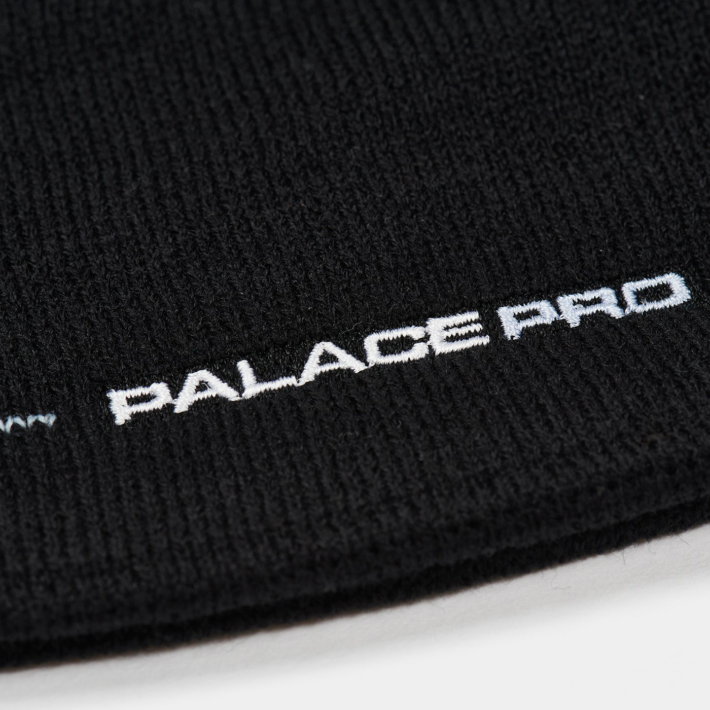 Thumbnail PALACE PRO NEIN CUFF BEANIE BLACK one color