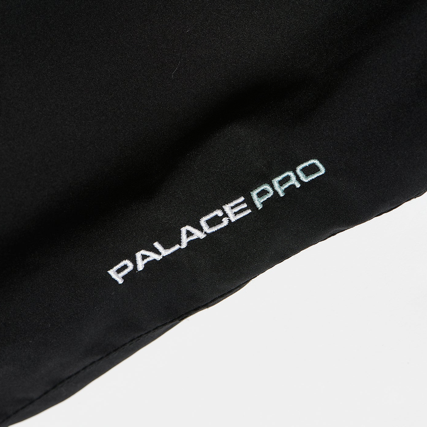 Palace Pro Shell Jogger Black - Autumn 2023 - Palace Community