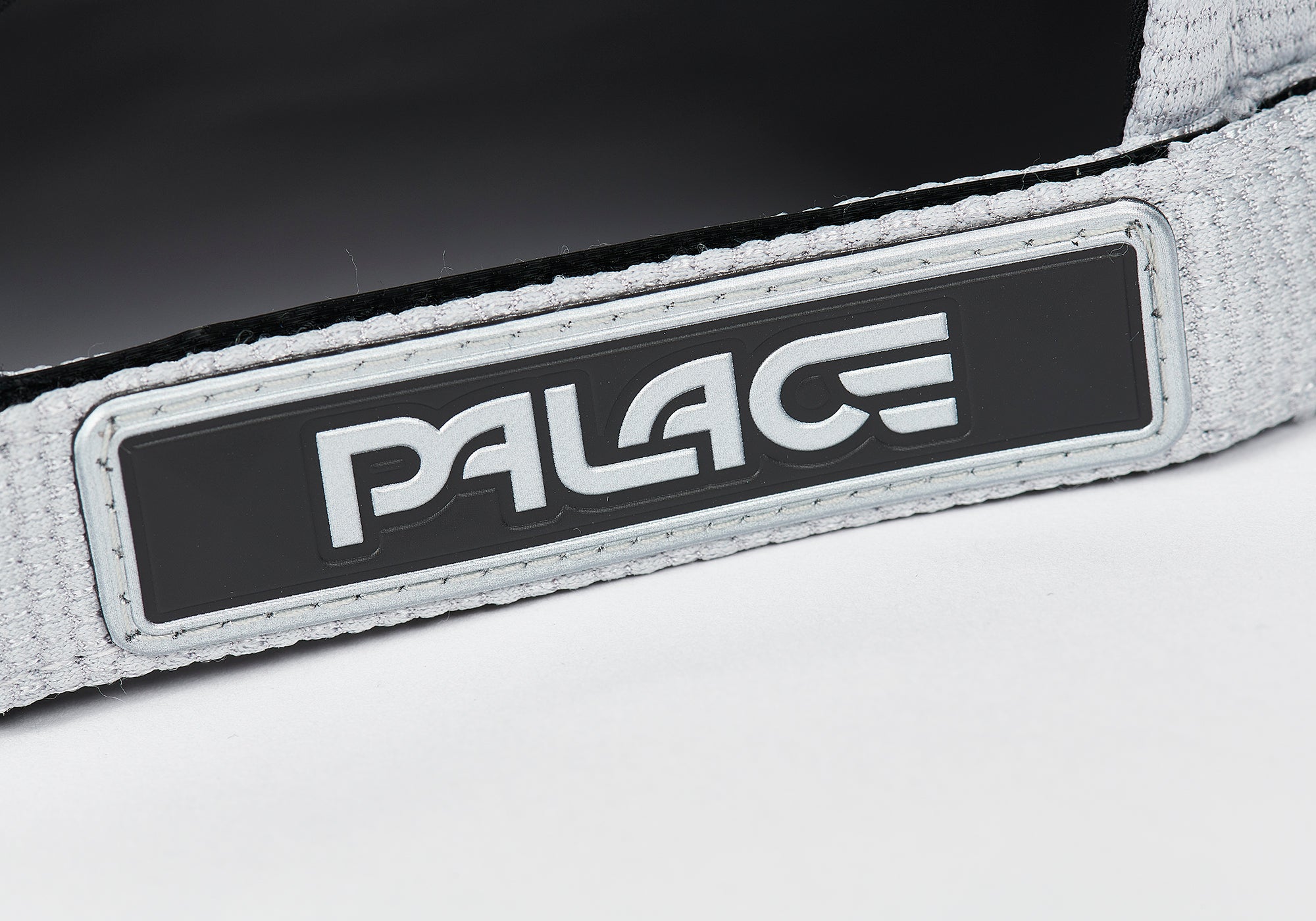Palace Oakley 6-Panel Silver / Black - Palace Oakley 2023 - Palace