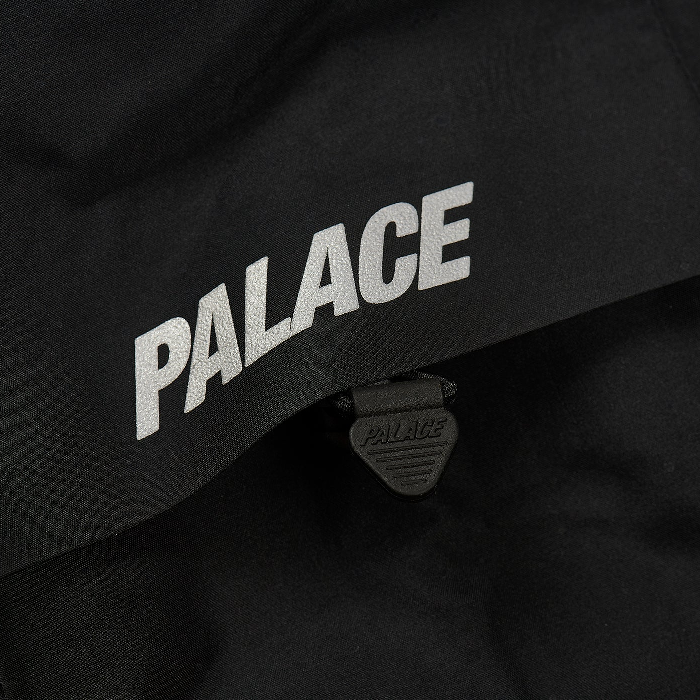 Thumbnail GORE-TEX CARGO JACKET BLACK one color