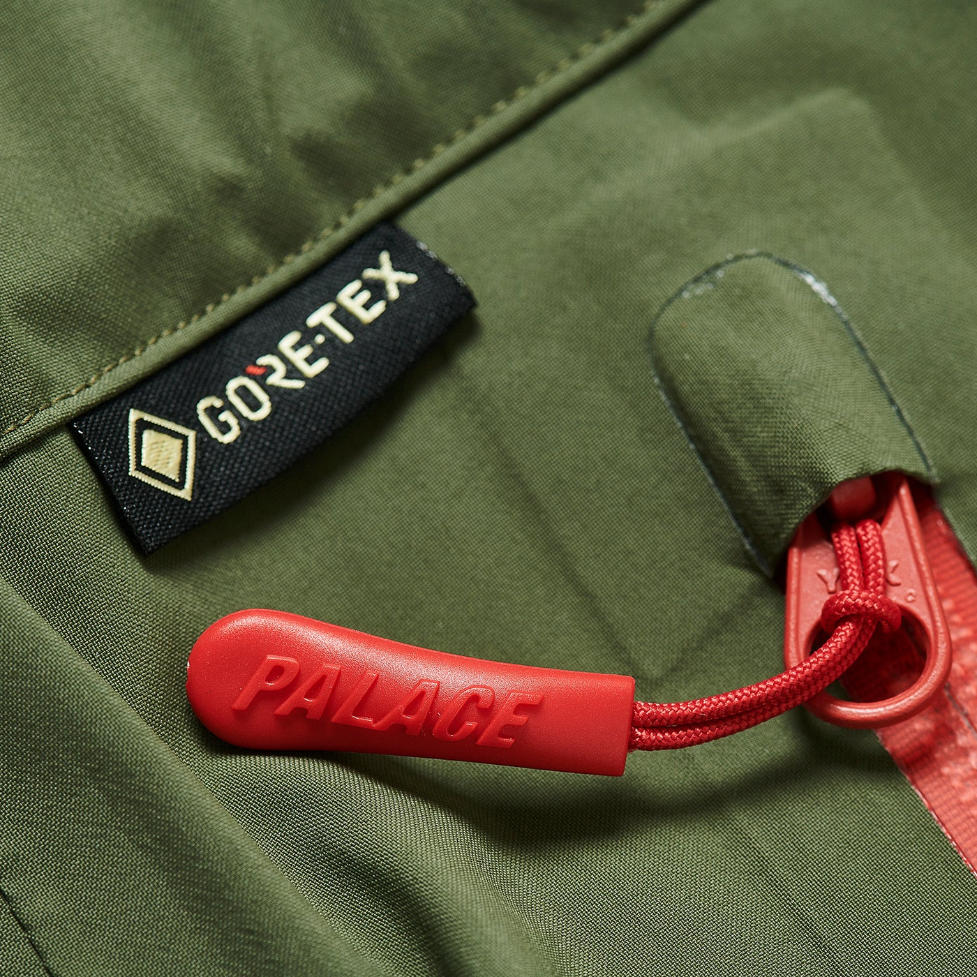 Thumbnail GORE-TEX R-TEK CARGO SHORT OLIVE one color