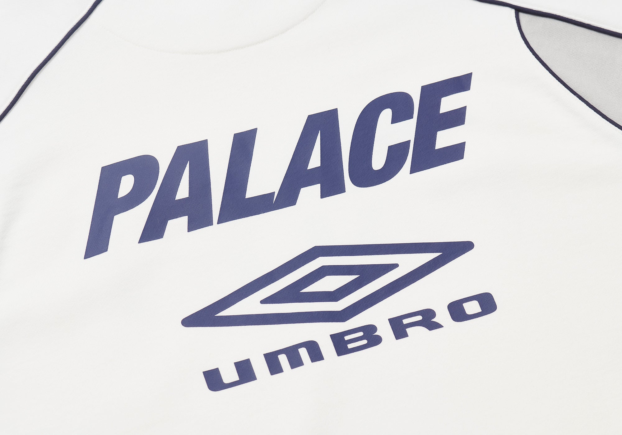 Palace Umbro Warm Up Crew White - Palace Umbro 2024 - Palace Community