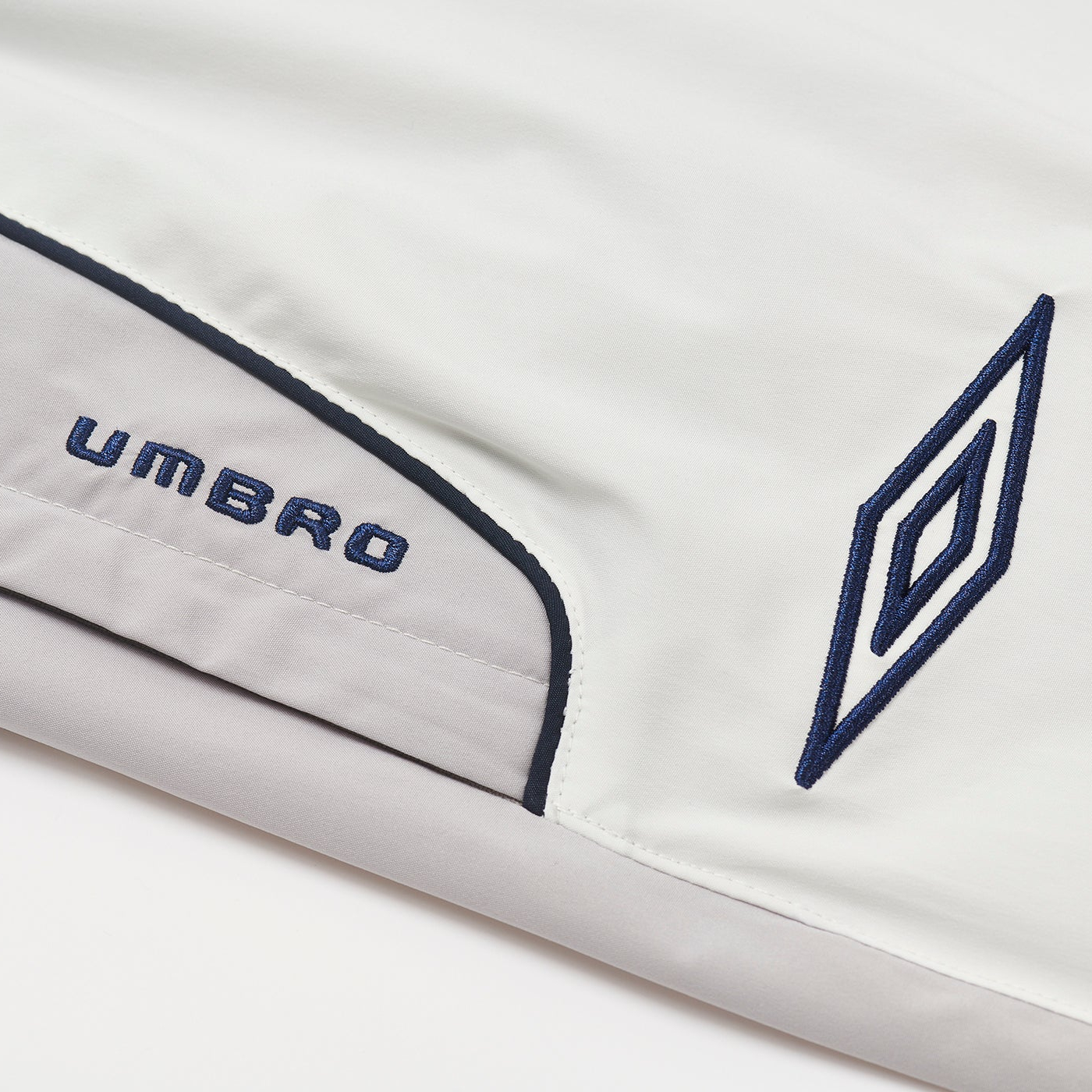 Thumbnail PALACE UMBRO TRAINING TRACK JOGGER WHITE one color