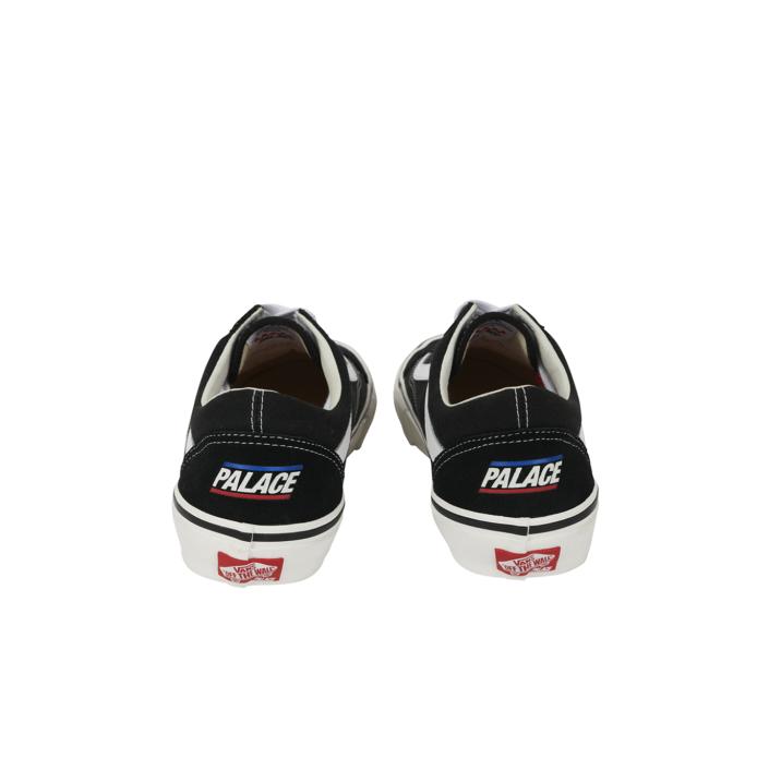 Thumbnail PALACE VANS SKATE OLD SKOOL BLACK / WHITE one color