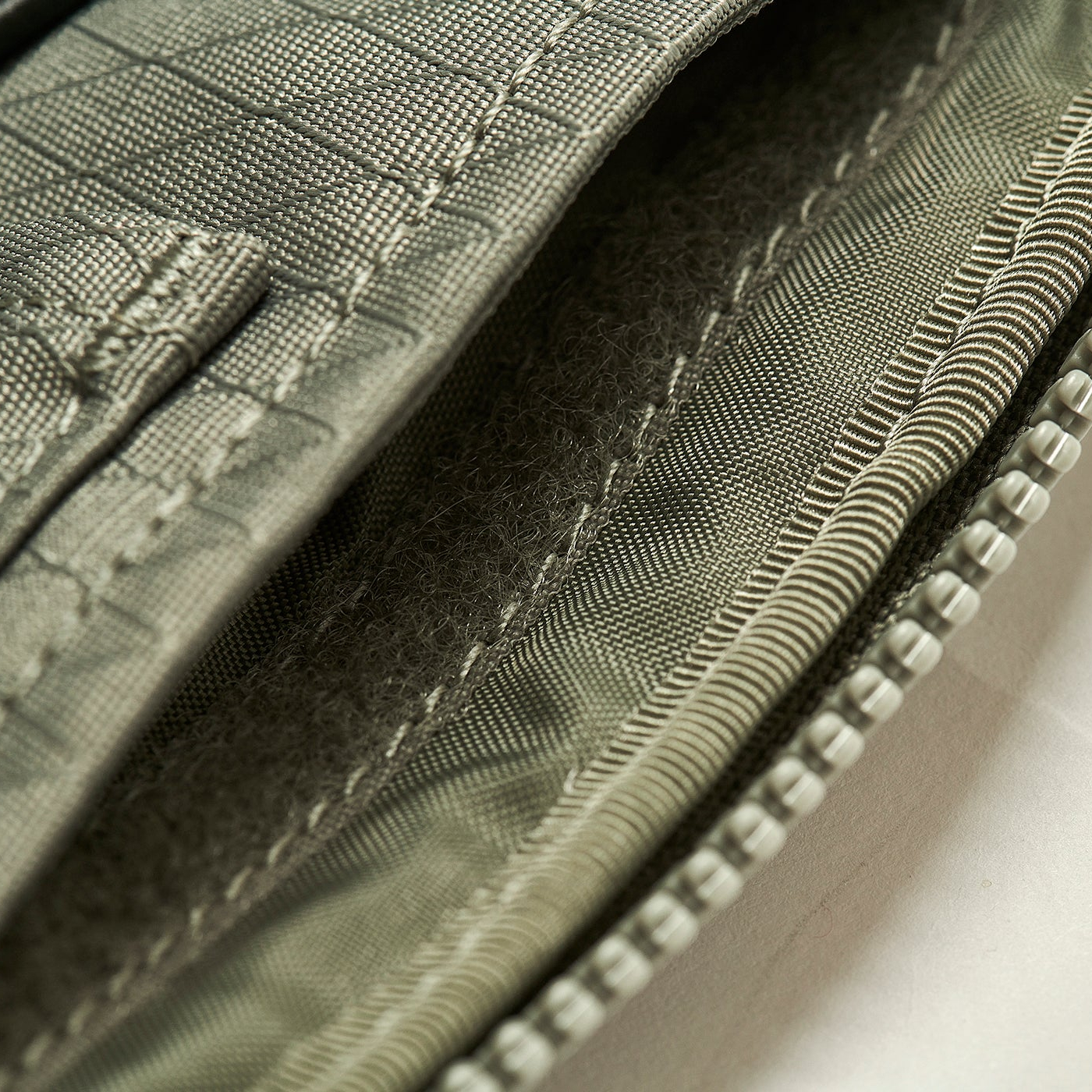 Thumbnail CORDURA Y-RIP CARD WALLET OLIVE one color