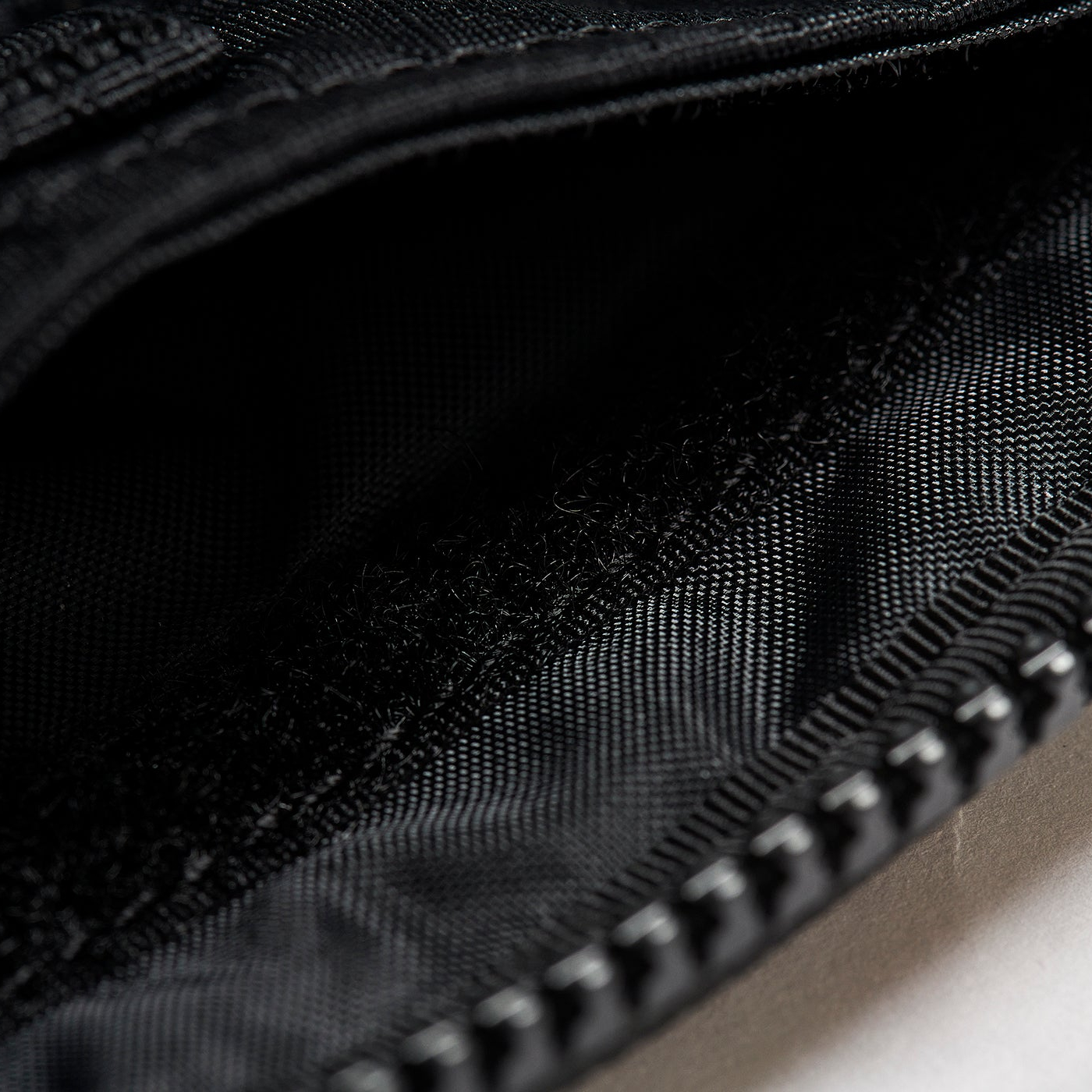 Thumbnail CORDURA Y-RIP CARD WALLET BLACK one color