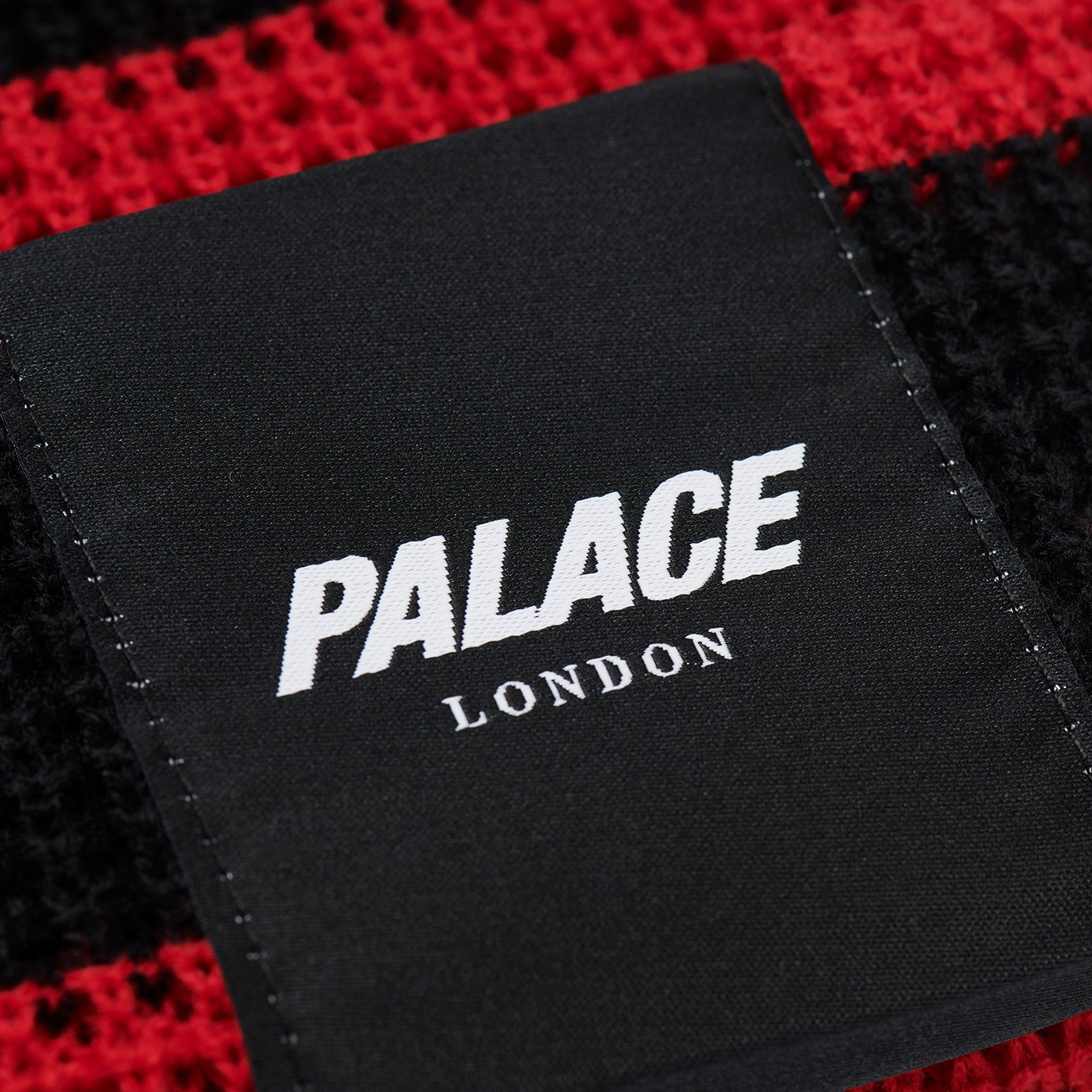 Thumbnail PALACE LONDON WAFFLE BEANIE RED / BLACK one color