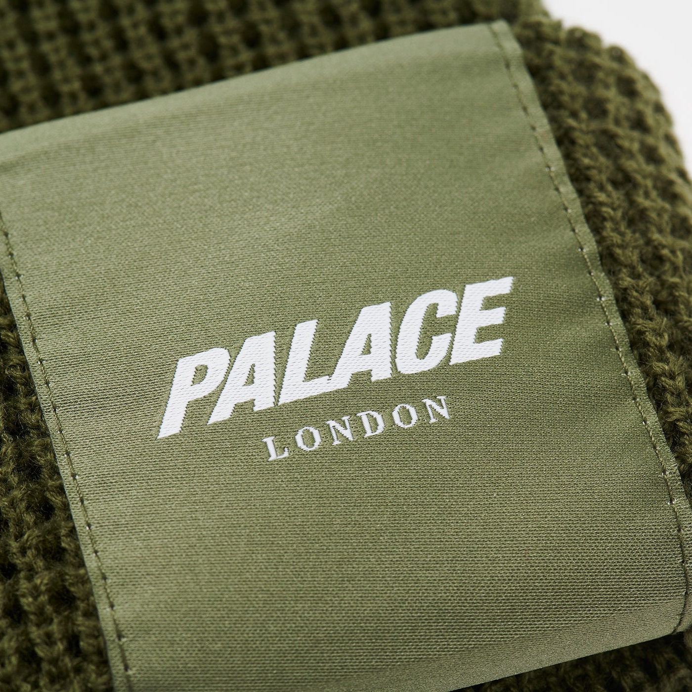 Thumbnail PALACE LONDON WAFFLE BEANIE THE DEEP GREEN one color