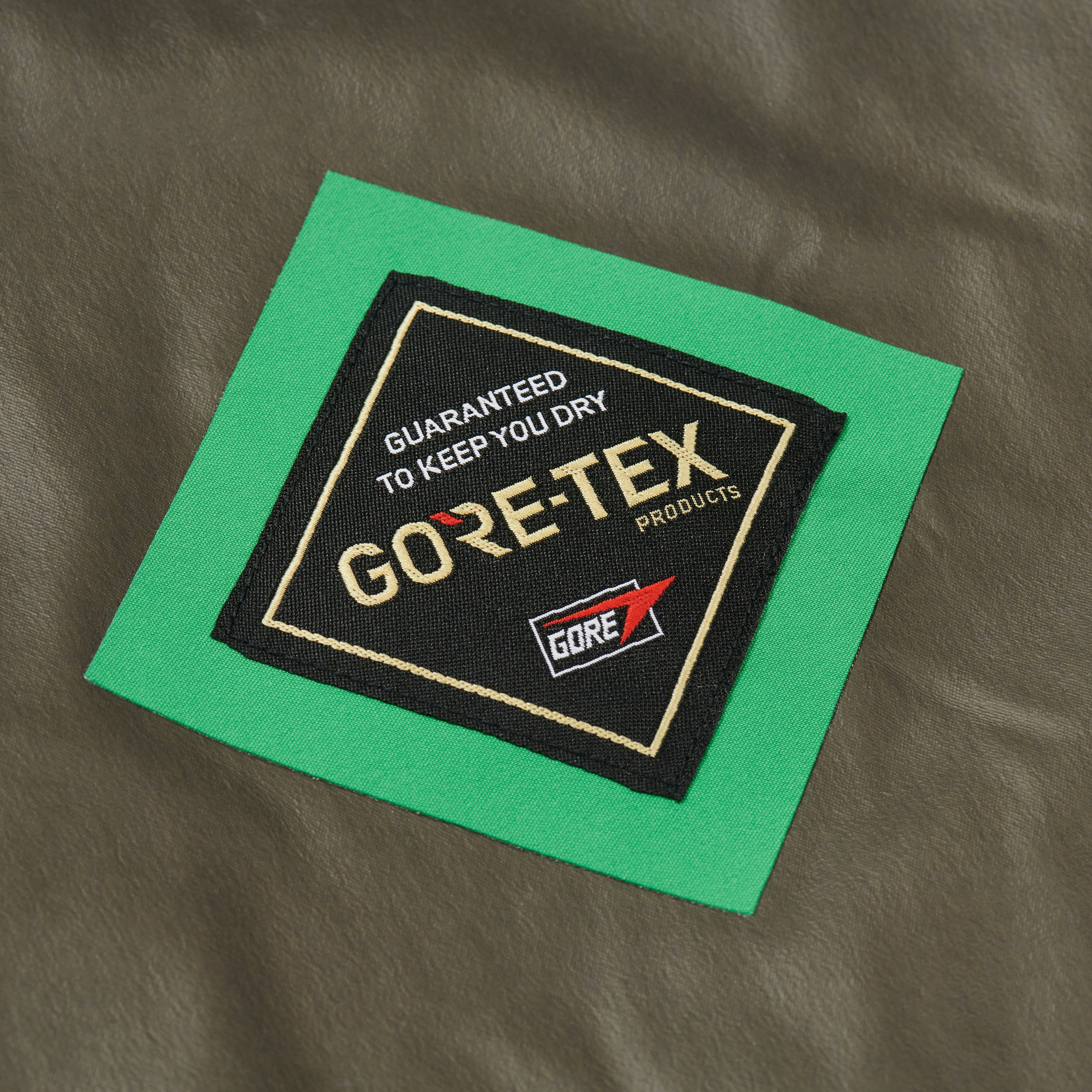 Thumbnail GORE-TEX P-LITE JACKET GREEN one color