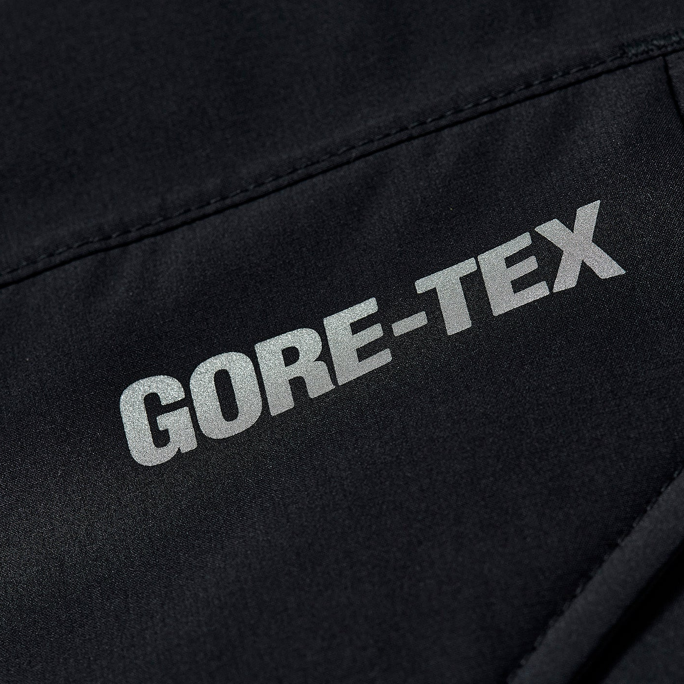 Thumbnail GORE-TEX CARGO DOWN PARKA BLACK one color